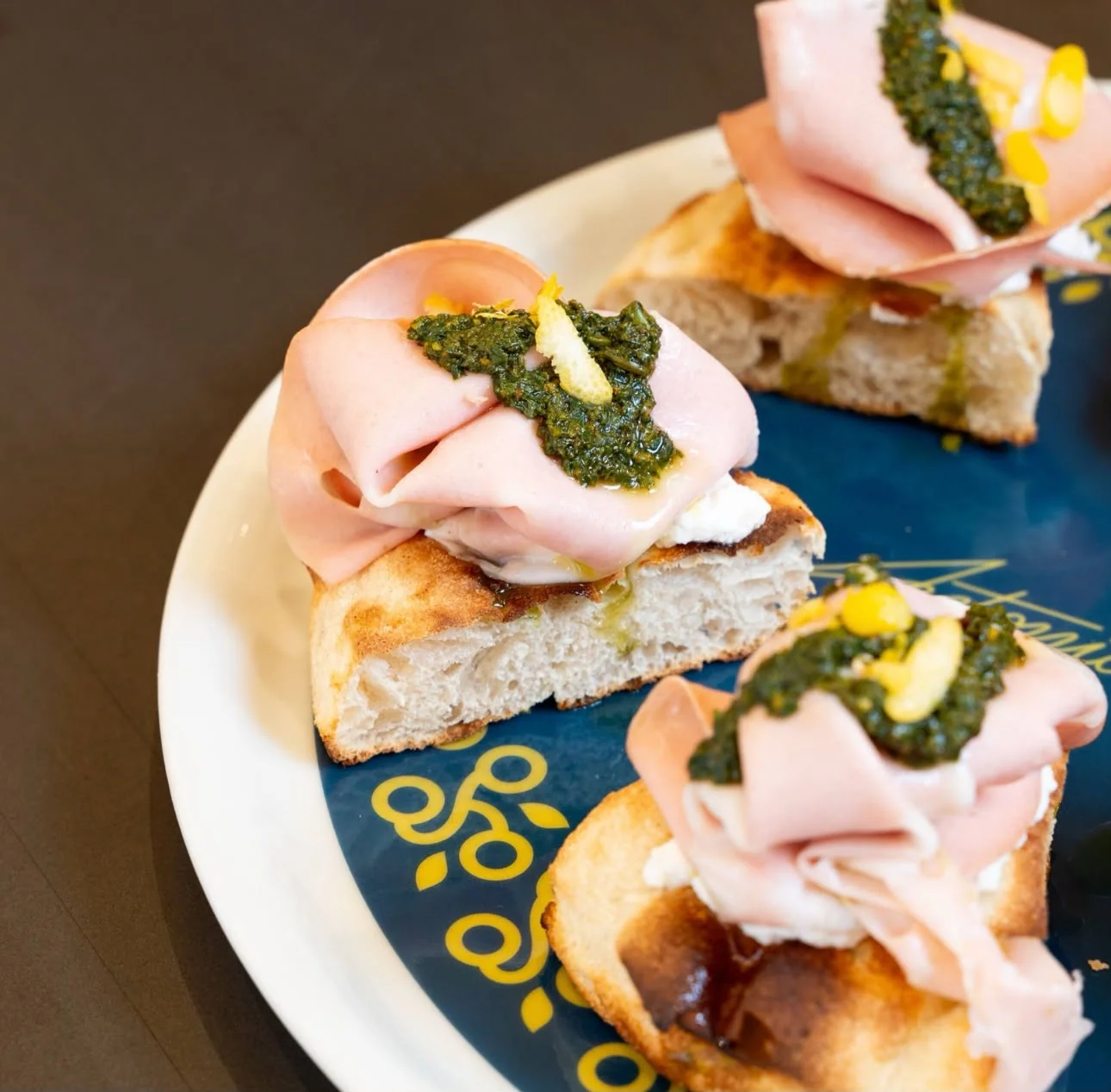 Padellino Gourmet Mortadella Granella e Pesto Enzima
